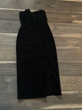 Lulu's Strapless Black Midi Dress with Slit